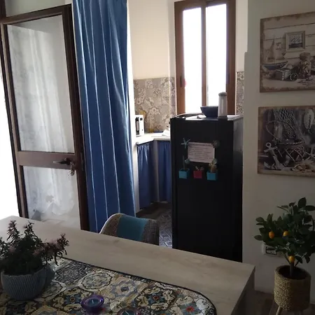 La Veranda Fiorita 阿尔卡莫